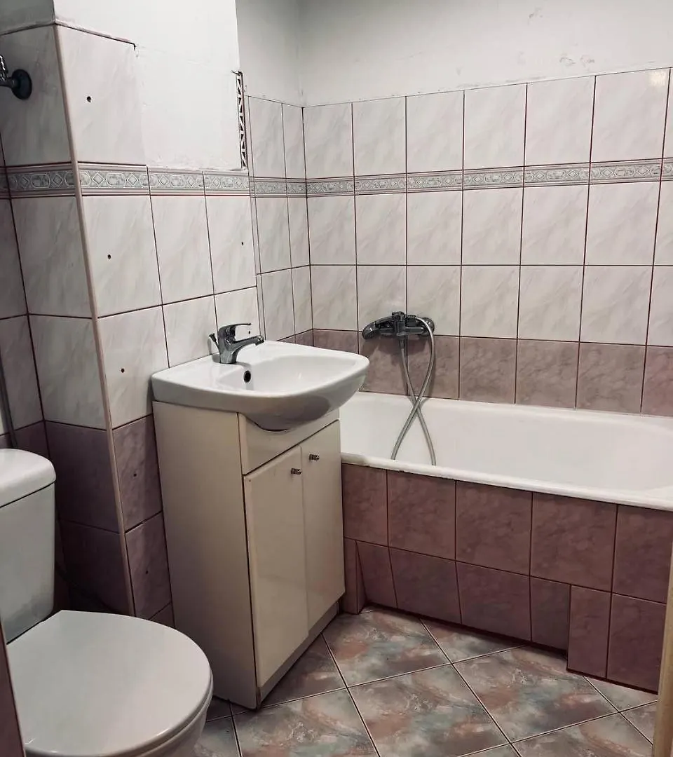 Na Apartment Near Rondo Onz In The Centrum Of Warszawa